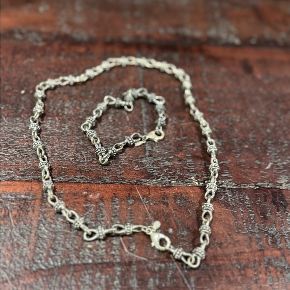 Elegant Silver Chain Bracelet and Necklace Set